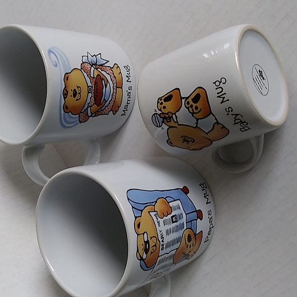 Vintage The Bear Family Set of Three Mugs - Picture 14 of 15